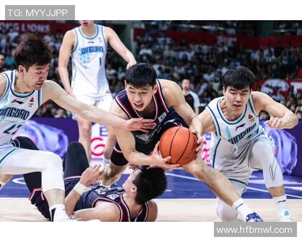 新星闪耀!杨翰森首发19分钟惊艳四座,余嘉豪MVP实至名归! 新星闪耀!杨翰森首发19分钟惊艳四座,余嘉豪MVP实至名归!